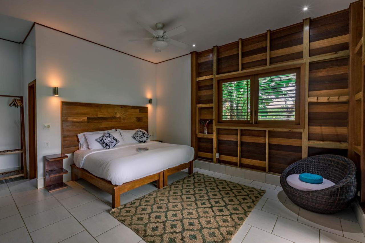 Hotel The Hummingbird Bocas del Toro Exterior foto